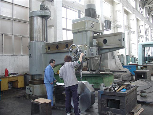 东莞摇臂钻床维修保养