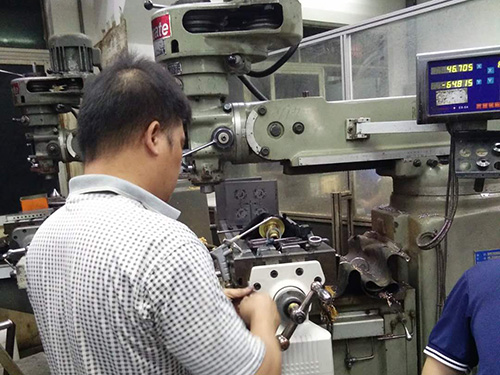 东莞铣床安装自动走刀器