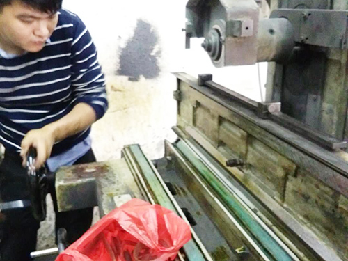 东莞曙光SGM一450手摇磨床维修