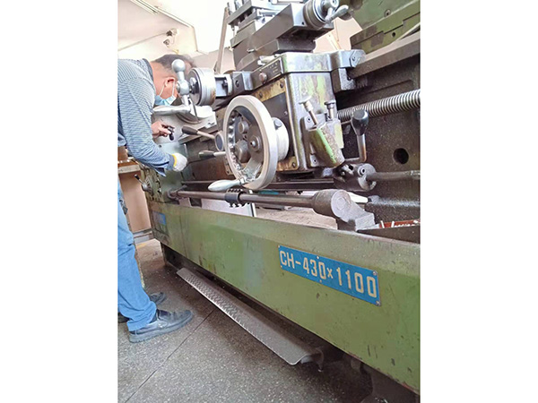 东莞麻涌台湾金和车床维修