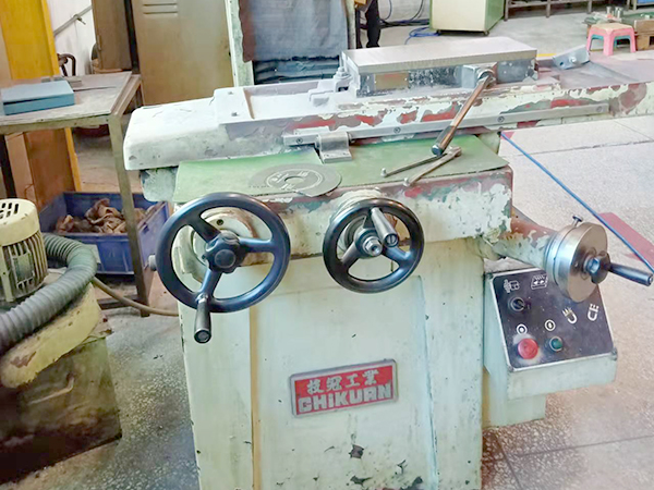 惠州市博罗县湖镇台湾技冠工业CSG2040磨床维修