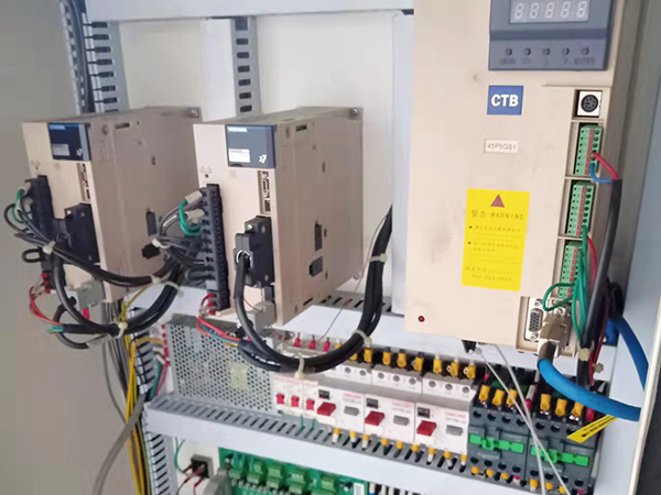 东莞市常平镇宝元系统数控车床维修