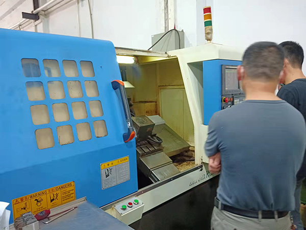 东莞市东城凯恩帝数控车床维修