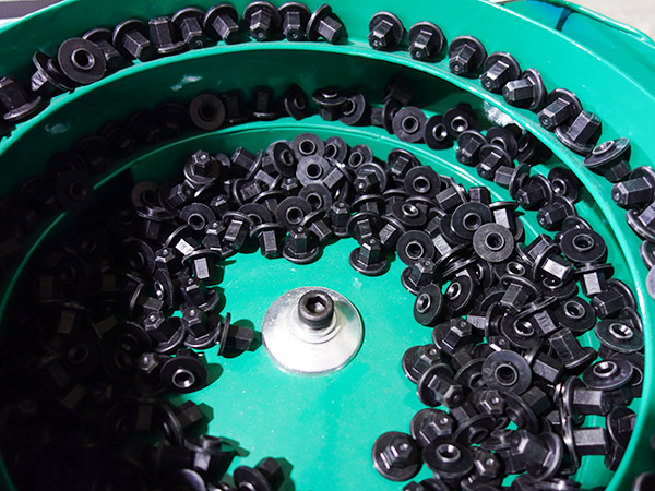 如何定制适合自已产品的振动盘？