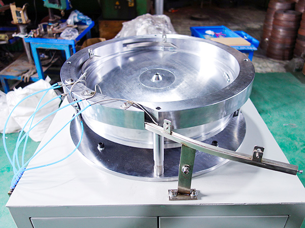 螺杆离心盘生产