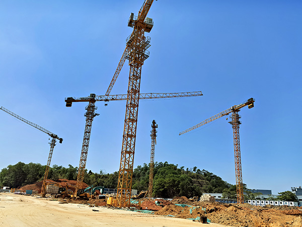 工地塔吊