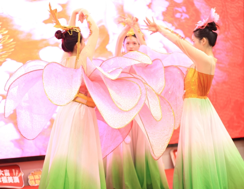 2023年年会节目表...