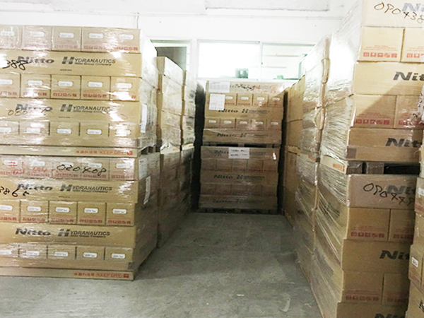 海德能反渗透膜仓库一...