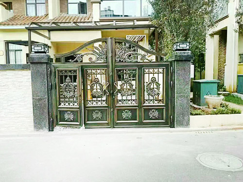 东莞铝艺大门定做