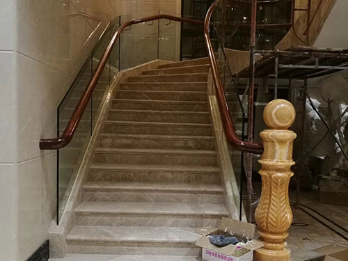 玻璃扶手加工