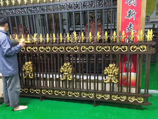 高端铝艺庭院栏杆厂家