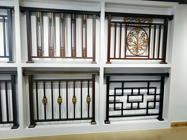高端铝艺阳台栏杆定制