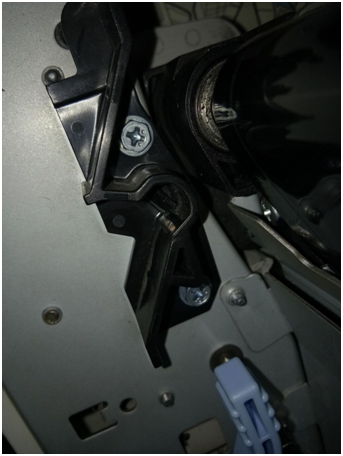 理光复印机 打印邹纸 卡纸该怎么弄？