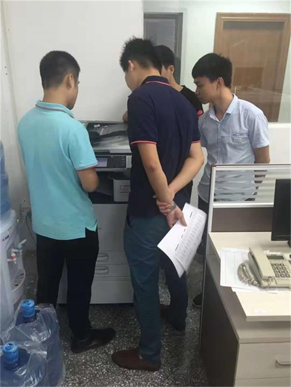 卓众理光复印机租赁公司教客户操作