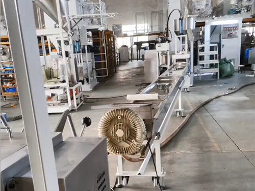 52双螺杆造粒机PP...