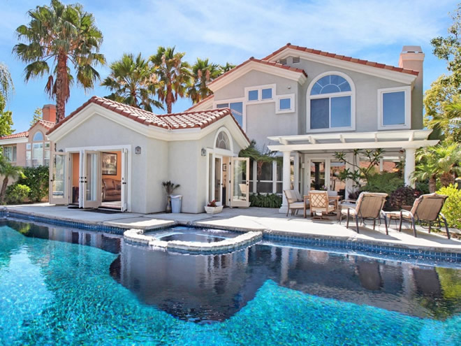 私人泳池建设施工