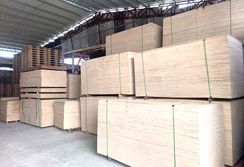 实木卡板   仓库