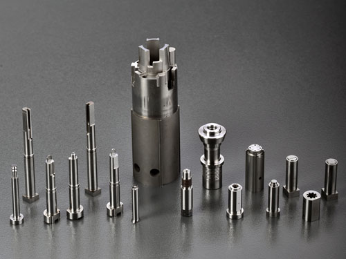 精密塑胶模具的主要使用性能