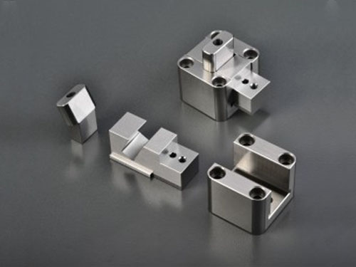 如何提高注塑模具质量？