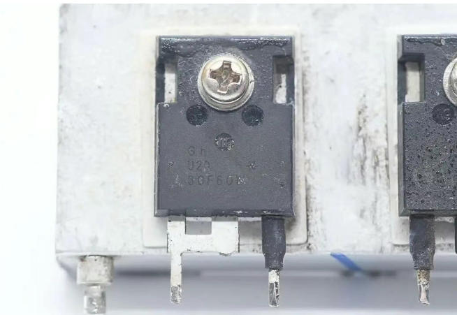 整流桥的反向恢复时间对变压器效率的影响及快恢复二极管替代方案