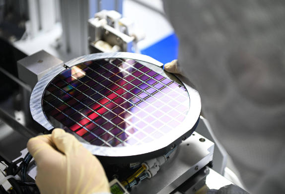 ​2026贴片晶振也在悄悄涨价，AI储能RTC选型应避开哪些手机共用料号？