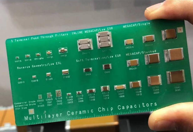 MLCC贴片电容布局
