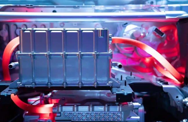 冷板冲击：电解电容