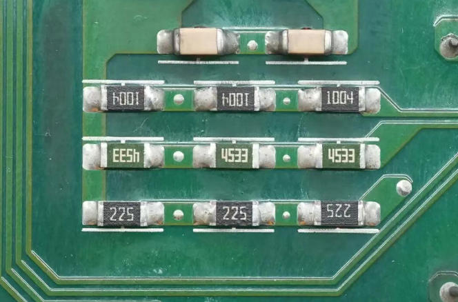 绝缘涂层贴片电阻