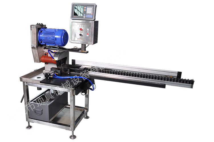 顶真精密切料机