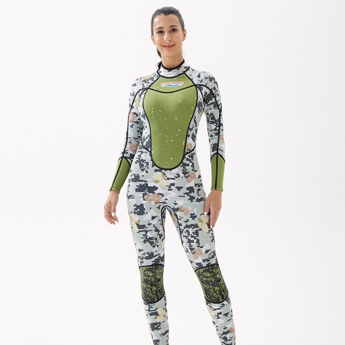 绿色潜水冲浪衣