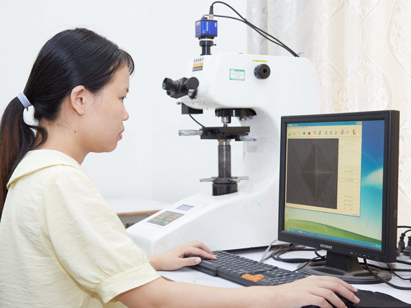 产品维氏硬度检测中