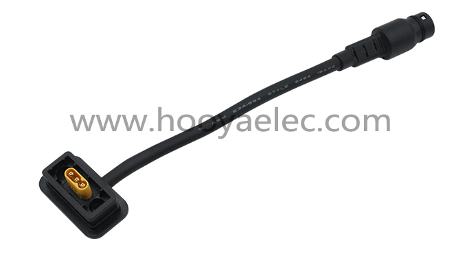 带线连接器RT-C3...