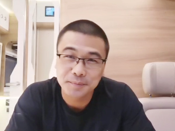 房车电路12V与24...
