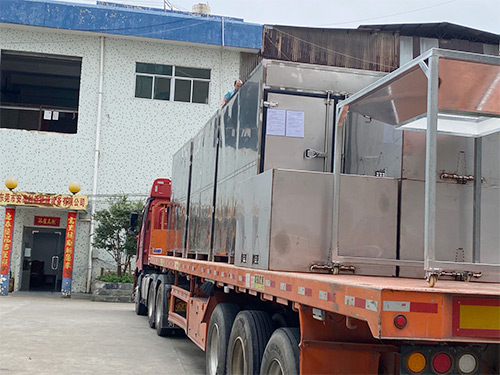 低温箱式污泥干化机出货现场