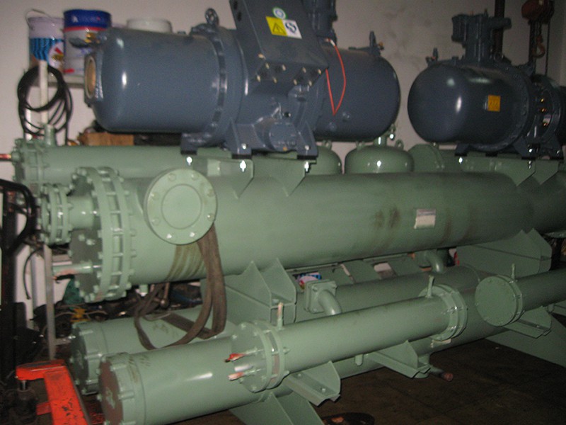 复叠式螺杆低温冷水机