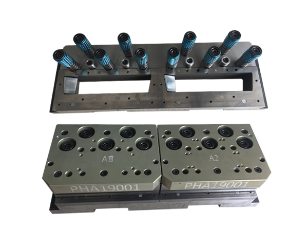 多极耳极片裁切模