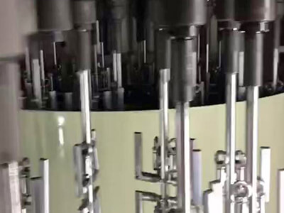 锌合金把手现场生产实...