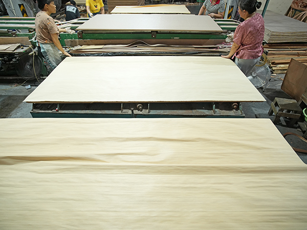 板材加工流水线