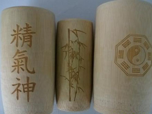 标牌激光打标机在标记行业中特有的优势