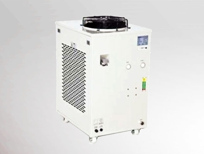 冷水机