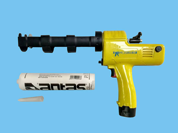 电动玻璃胶枪使用方法和注意事项