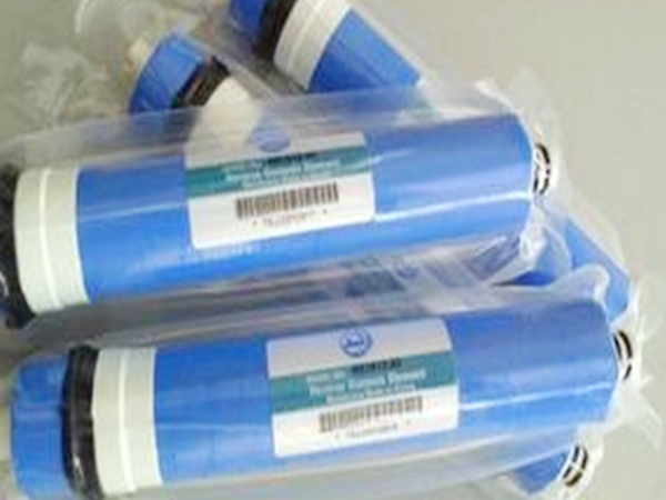 纯净水专用反渗透膜厂...