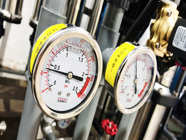 压力表