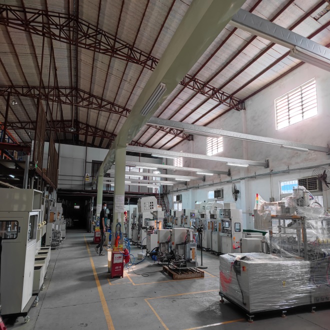 派瑞林镀膜设备组装车...