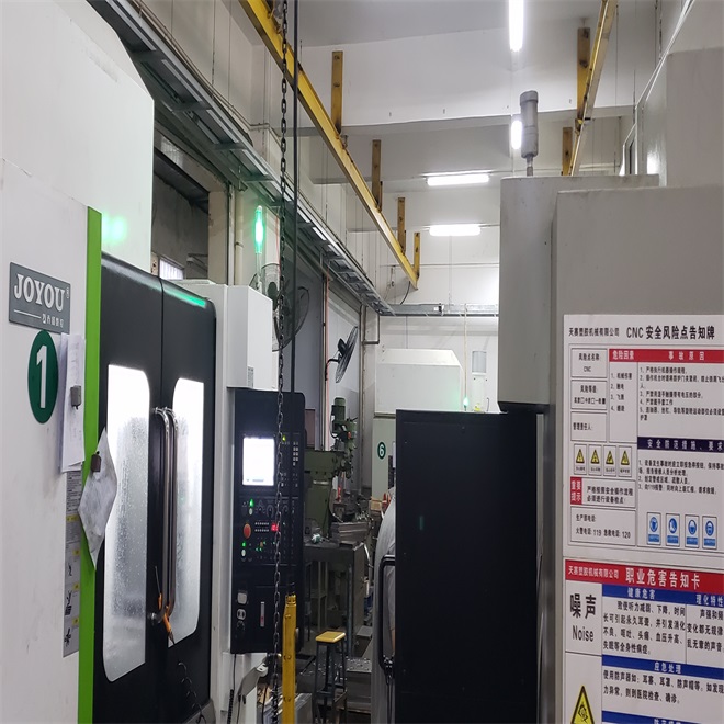 派瑞林镀膜设备制造车...