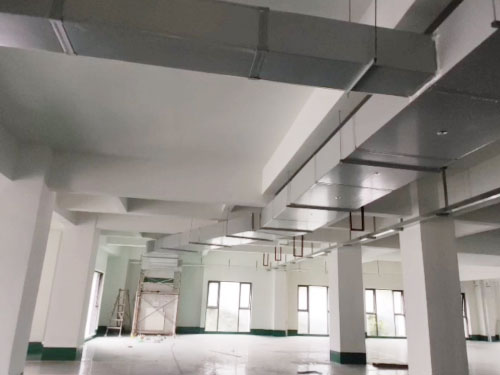 无尘车间复合风管施工...