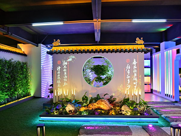 户外亮化展厅