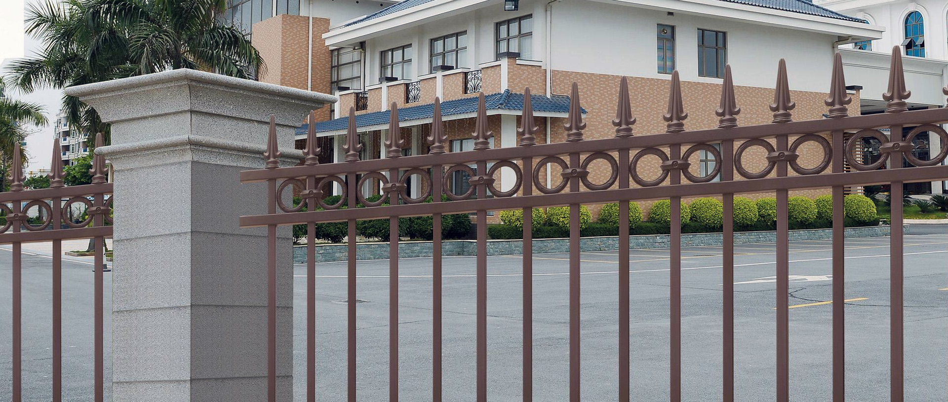 铝合金雨棚材质怎么选?铝合金、不锈钢、耐力板与玻璃对比 铝合金雨棚材质怎么选?铝合金、不锈钢、耐力板与玻璃对比