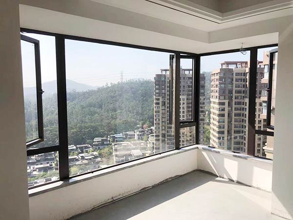 东莞市上誉金鑫福门窗科技有限公司-断桥窗户