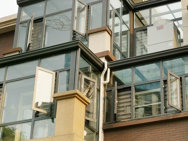 东莞市上誉金鑫福门窗科技有限公司-断桥窗户